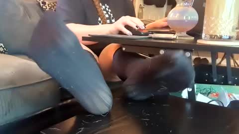 Snapshot of gothicfeetfantasies chatting on 02.05.25 Mistress Mommy Godess online show from 02.05.25