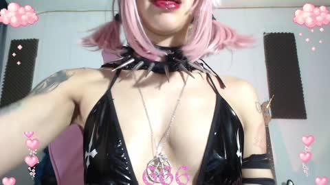        online show from 01.05.25