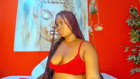 Snapshot of grace_miller19 chatting on 01.28.25 grace online show from 01.28.25