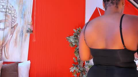 Snapshot of grace_miller19 chatting on 11.08.25 grace online show from 11.08.25