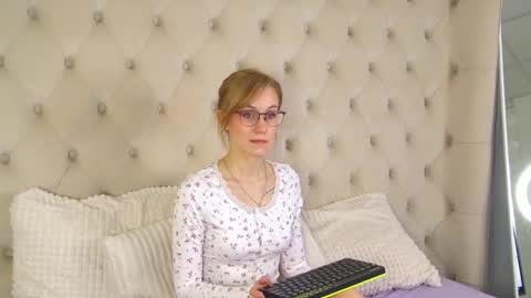 Grace online show from 04.23.26
