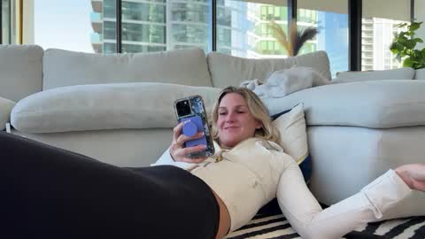 Snapshot of graciemae_baexx chatting on 03.01.25 Gracie Mae online show from 03.01.25