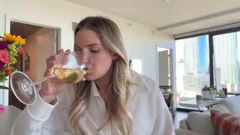 Snapshot of graciemae_baexx chatting on 10.12.25 Gracie Mae online show from 10.12.25