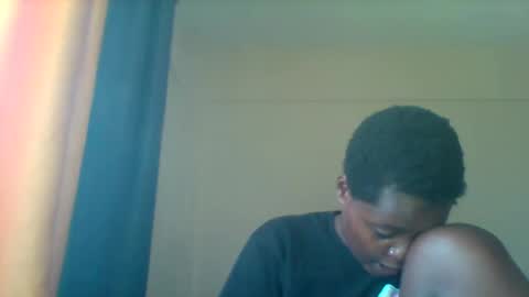 Snapshot of grannylover_ chatting on 02.19.25 grannylover_ online show from 02.19.25