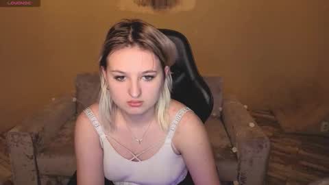 Snapshot of grase_neon chatting on 02.06.26 grase_neon online show from 02.06.26