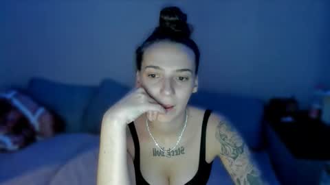 Snapshot of gravitation777 chatting on 01.09.26 Anna online show from 01.09.26