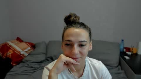 Anna online show from 02.09.26