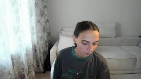 Anna online show from 04.16.26