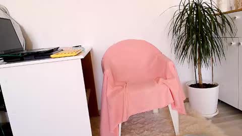 Snapshot of greek_style77 chatting on 01.16.25 Alex and Ella online show from 01.16.25