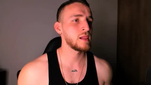 Snapshot of greeneyes_col chatting on 09.29.25 Juan online show from 09.29.25