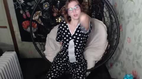 Lina online show from 10.16.25