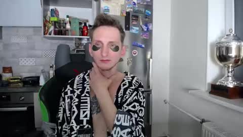 greg_photog online show from 10.03.25