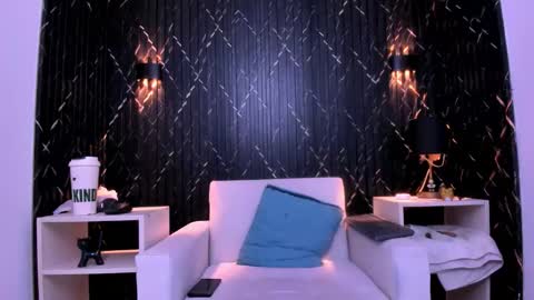 GregorySforza online show from 10.30.25