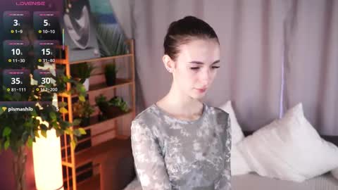 Snapshot of gregoryturnbo chatting on 10.27.25 Ivy online show from 10.27.25