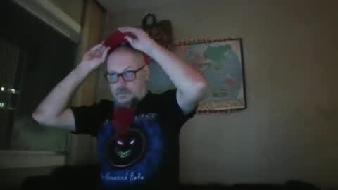 Snapshot of gregrev chatting on 01.03.25 gregrev online show from 01.03.25