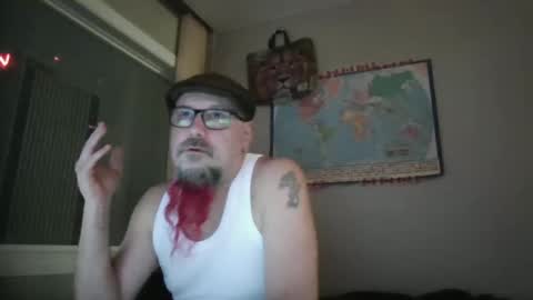 Snapshot of gregrev chatting on 01.10.25 gregrev online show from 01.10.25