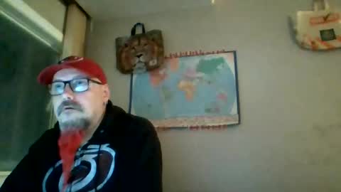 Snapshot of gregrev chatting on 01.09.26 gregrev online show from 01.09.26