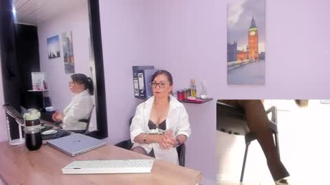 Snapshot of greta_borbon chatting on 07.15.26 Greta online show from 07.15.26