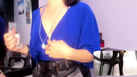 Snapshot of greta_borbon chatting on 07.24.26 Greta online show from 07.24.26