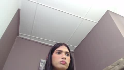 Snapshot of greys_ath chatting on 01.09.25 greys online show from 01.09.25