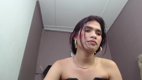 Snapshot of greys_ath chatting on 02.12.25 greys online show from 02.12.25