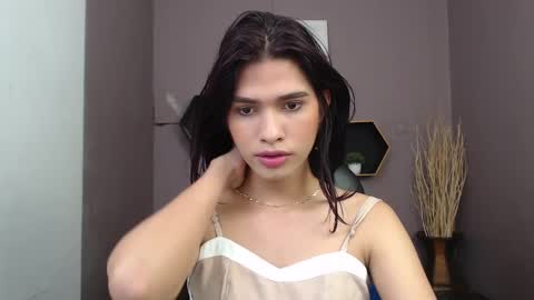 Snapshot of greys_ath chatting on 02.18.25 greys online show from 02.18.25