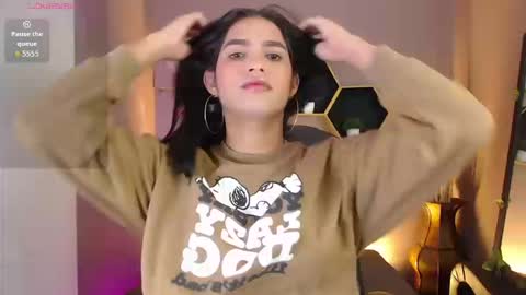 Snapshot of greys_ath chatting on 09.10.25 greys online show from 09.10.25