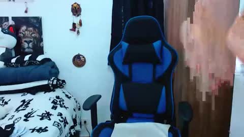 Snapshot of griego01 chatting on 02.12.25 griego01 online show from 02.12.25