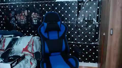 Snapshot of griego01 chatting on 01.10.26 griego01 online show from 01.10.26