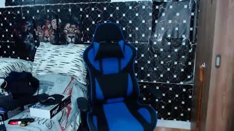 Snapshot of griego01 chatting on 01.14.26 griego01 online show from 01.14.26