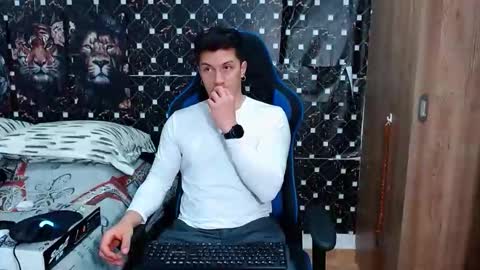 Snapshot of griego01 chatting on 02.27.26 griego01 online show from 02.27.26