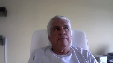 Snapshot of grisa01 chatting on 11.13.25 grisa01 online show from 11.13.25