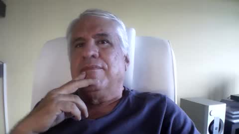 Snapshot of grisa01 chatting on 11.19.25 grisa01 online show from 11.19.25