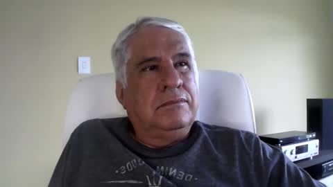 Snapshot of grisa01 chatting on 12.15.25 grisa01 online show from 12.15.25