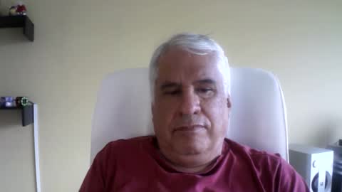 Snapshot of grisa01 chatting on 12.17.25 grisa01 online show from 12.17.25