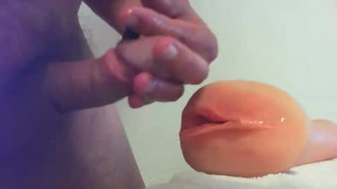 Snapshot of grosseeichel chatting on 10.19.25 GrosseEichel online show from 10.19.25