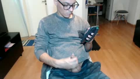Snapshot of guachin_new chatting on 06.25.26 guachin_new online show from 06.25.26