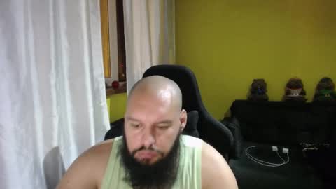 Snapshot of guessswho24 chatting on 01.08.25 Ayan online show from 01.08.25