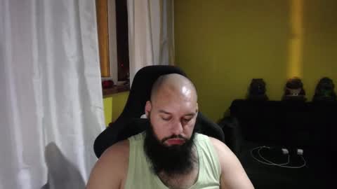 Snapshot of guessswho24 chatting on 01.11.25 Ayan online show from 01.11.25