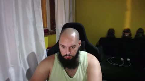 Snapshot of guessswho24 chatting on 01.11.25 Ayan online show from 01.11.25