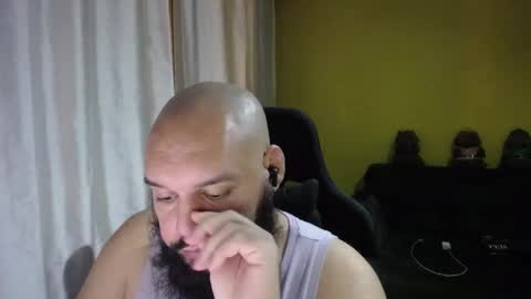 Snapshot of guessswho24 chatting on 01.19.25 Ayan online show from 01.19.25