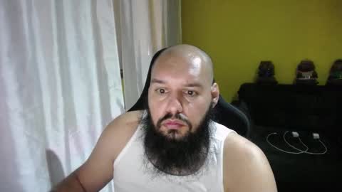 Snapshot of guessswho24 chatting on 02.01.25 Ayan online show from 02.01.25