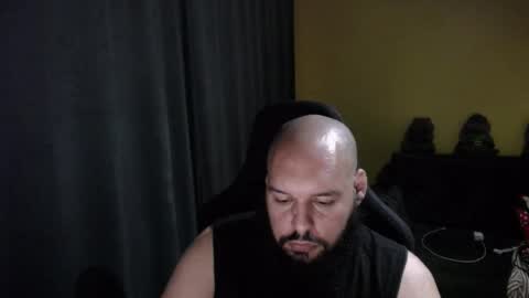 Snapshot of guessswho24 chatting on 09.21.25 Ayan online show from 09.21.25