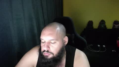 Snapshot of guessswho24 chatting on 09.28.25 Ayan online show from 09.28.25