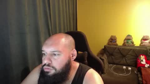 Snapshot of guessswho24 chatting on 11.02.25 Ayan online show from 11.02.25