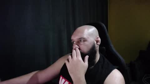 Snapshot of guessswho24 chatting on 11.13.25 Ayan online show from 11.13.25