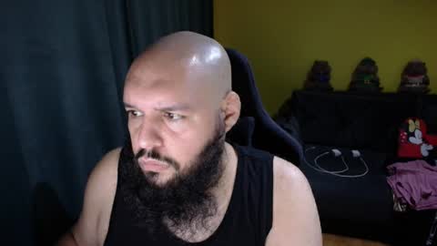 Snapshot of guessswho24 chatting on 11.23.25 Ayan online show from 11.23.25