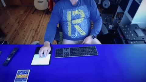 guesswhatigot2 online show from 03.09.25