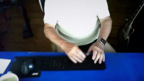 guesswhatigot2 online show from 04.21.26