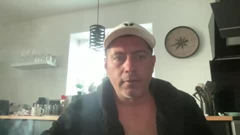 guil0 online show from 09.15.25